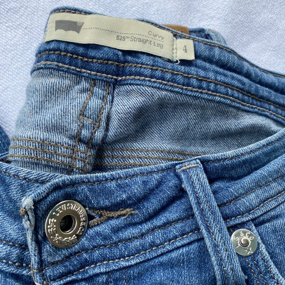 Levi’s Jeans
